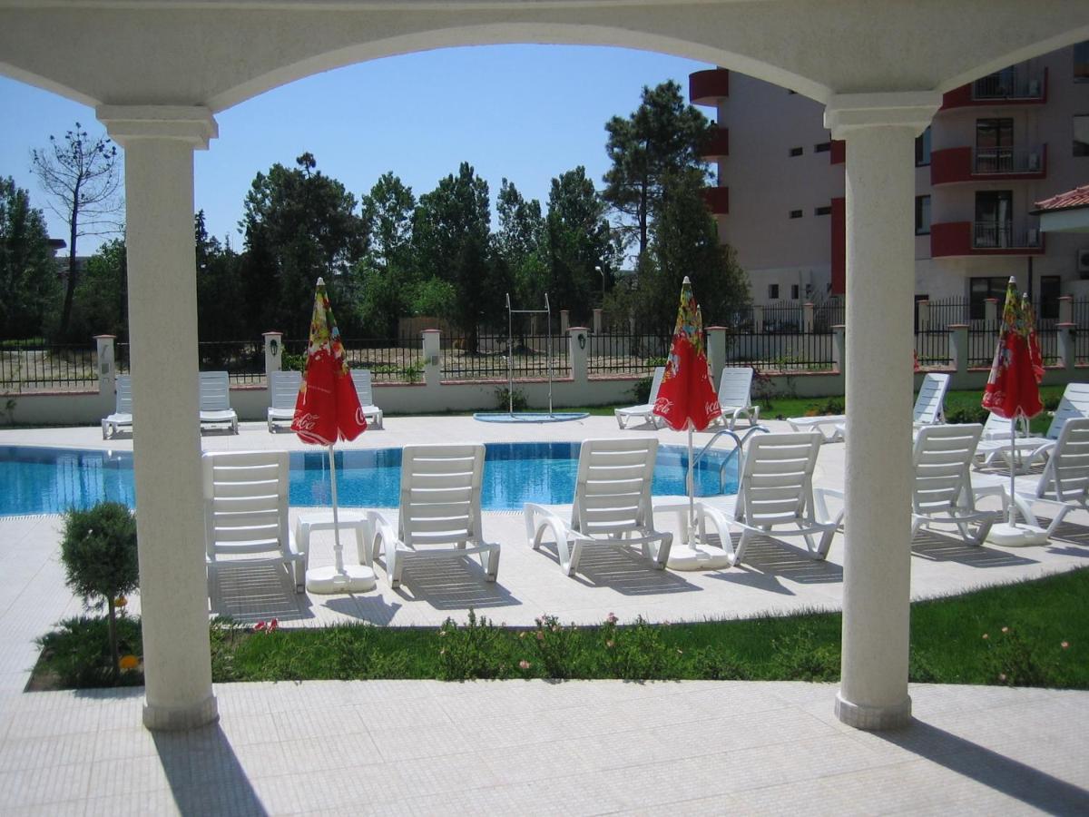 Chateau Del Mar Holiday Apartments サニービーチ エクステリア 写真