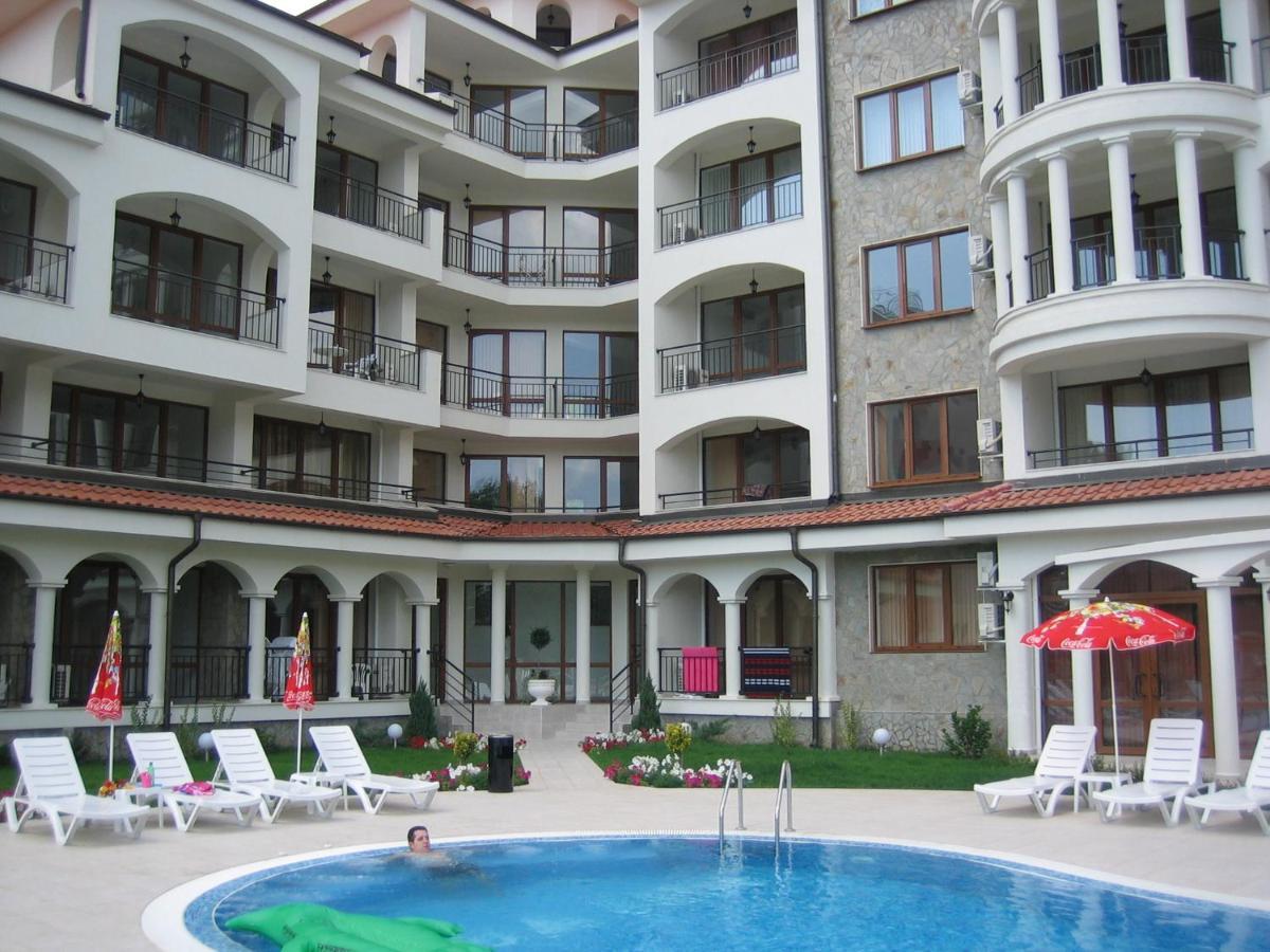 Chateau Del Mar Holiday Apartments サニービーチ エクステリア 写真
