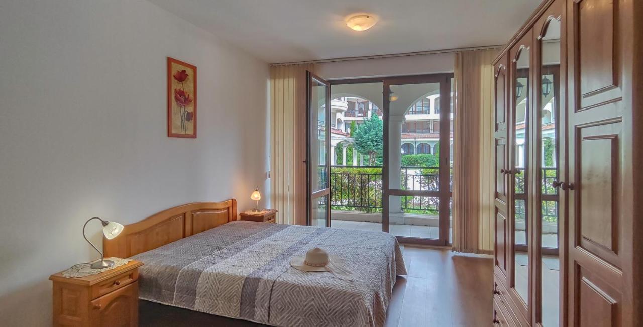Chateau Del Mar Holiday Apartments サニービーチ エクステリア 写真
