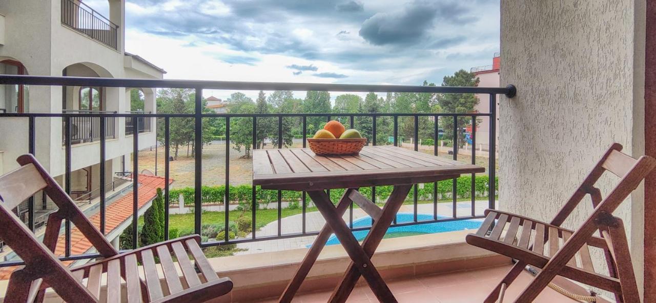 Chateau Del Mar Holiday Apartments サニービーチ エクステリア 写真