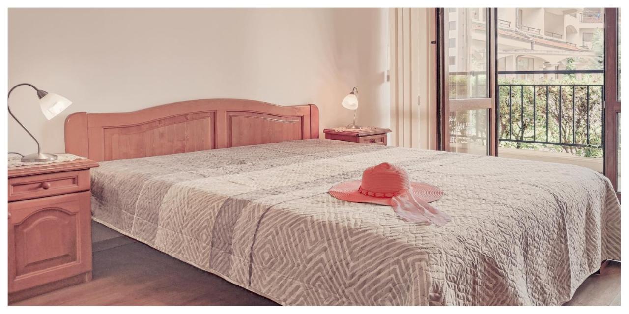 Chateau Del Mar Holiday Apartments サニービーチ エクステリア 写真