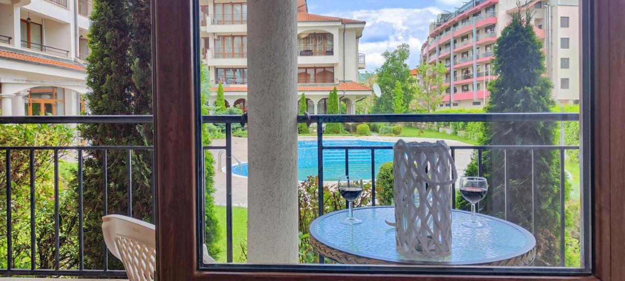 Chateau Del Mar Holiday Apartments サニービーチ エクステリア 写真